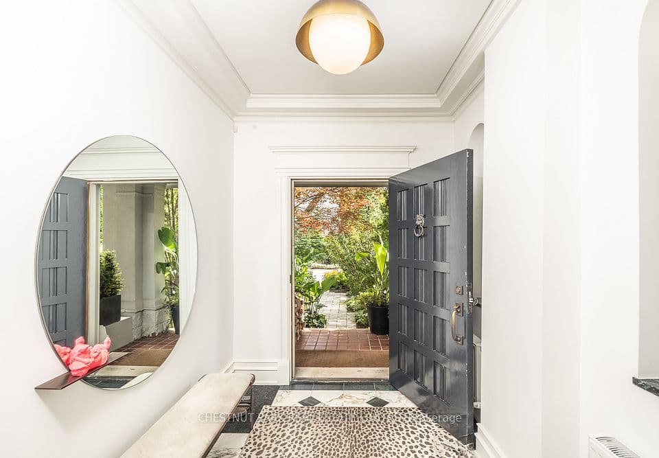 78 Crescent Road 2, Toronto, ON M4W 1T5 – photo 2