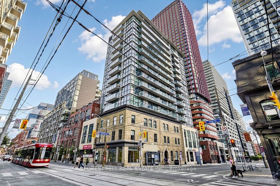 39 Sherbourne Street 1404, Toronto, ON M5A 0L8 – main photo