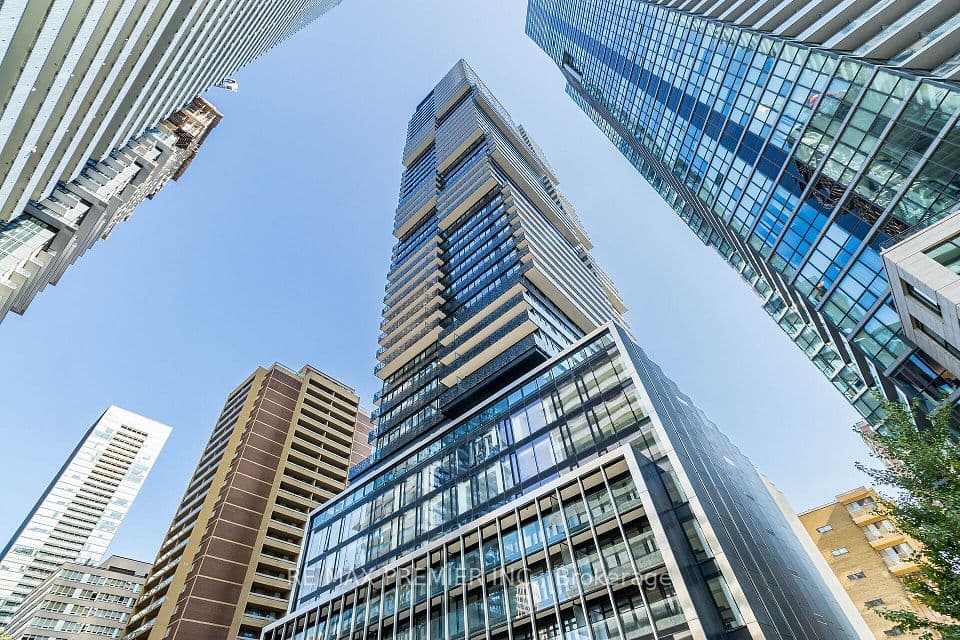 55 Charles Street E 3904, Toronto, ON M4Y 0J1 – main photo