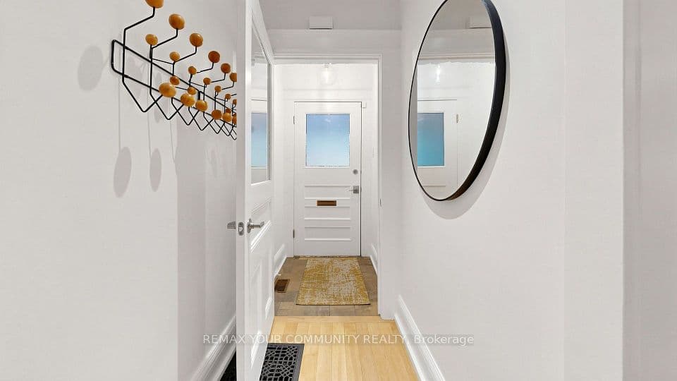104 Wells Street, Toronto, ON M5R 1P3 – photo 3
