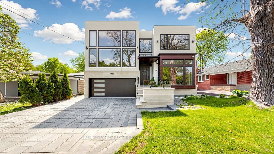10 Alonzo Road, Toronto, ON M2R 1T5 – main photo