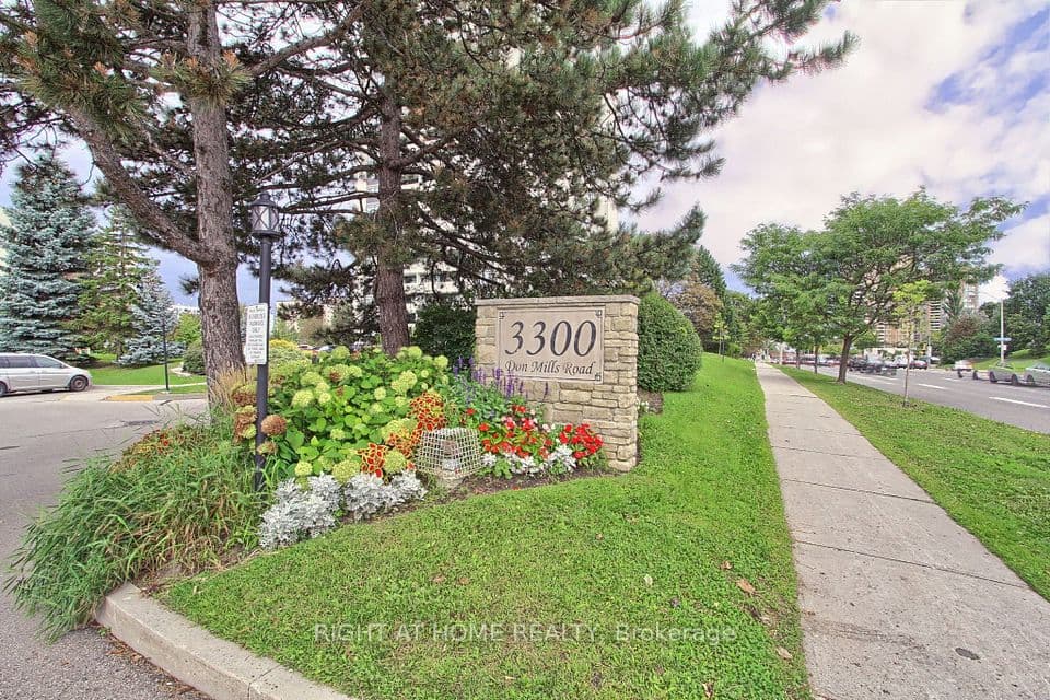 3300 Don Mills Road 1006, Toronto, ON M2J 4X7 – photo 2