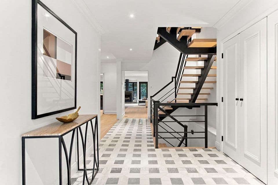 67 Lynwood Avenue, Toronto, ON M4V 1K5 – photo 2