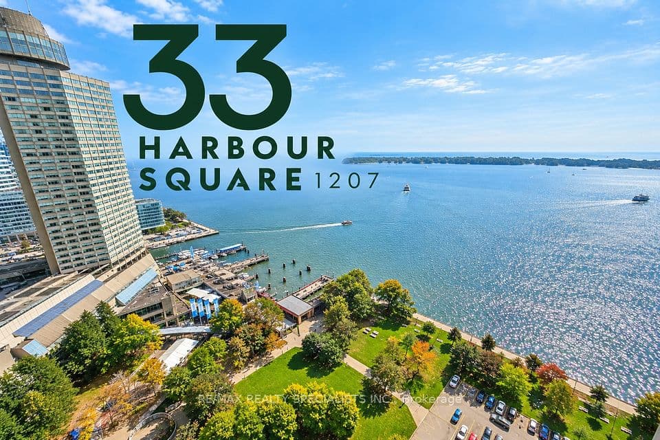 33 Harbour Square 1207, Toronto, ON M5J 2G2 – main photo