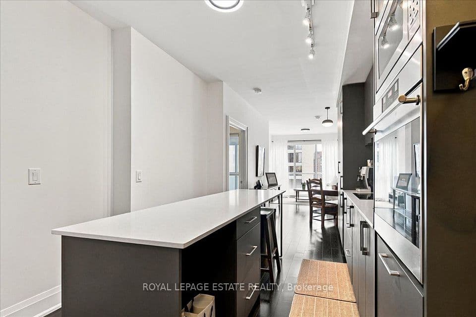 88 Cumberland Street 1201, Toronto, ON M5R 0C8 – photo 3