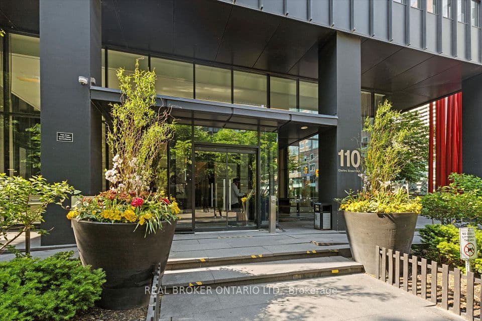 110 Charles Street E 4403, Toronto, ON M4Y 1T5 – photo 3