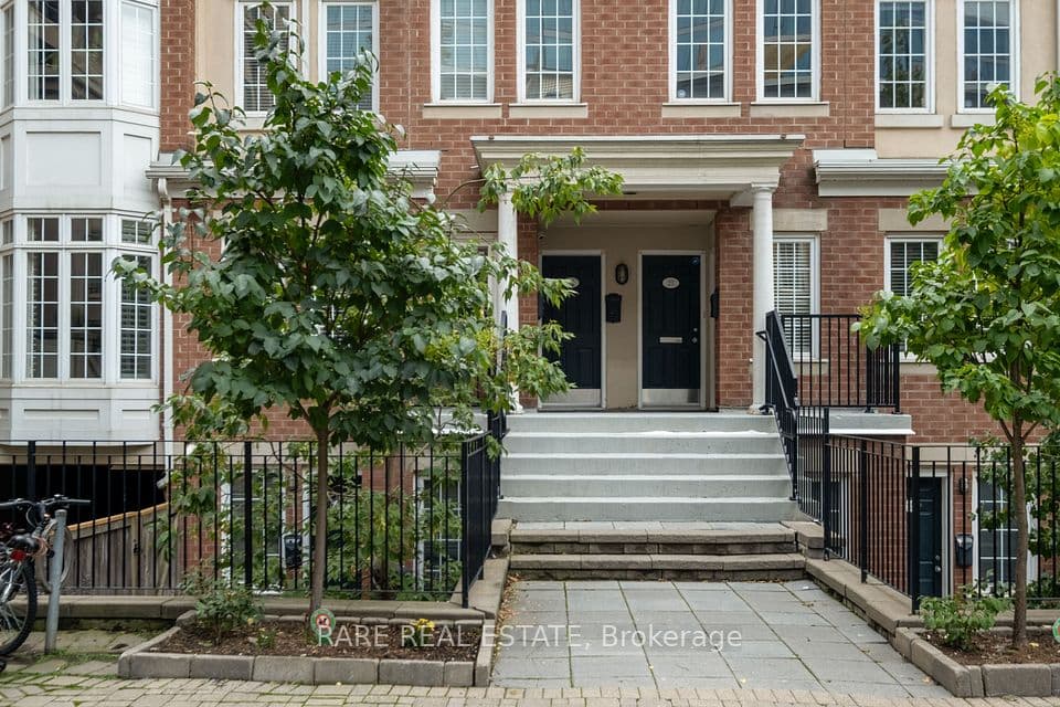 11 Niagara Street 21, Toronto, ON M5V 1C2 – photo 3