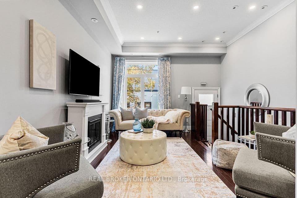 51 St Paul Street, Toronto, ON M5A 3H2 – main photo