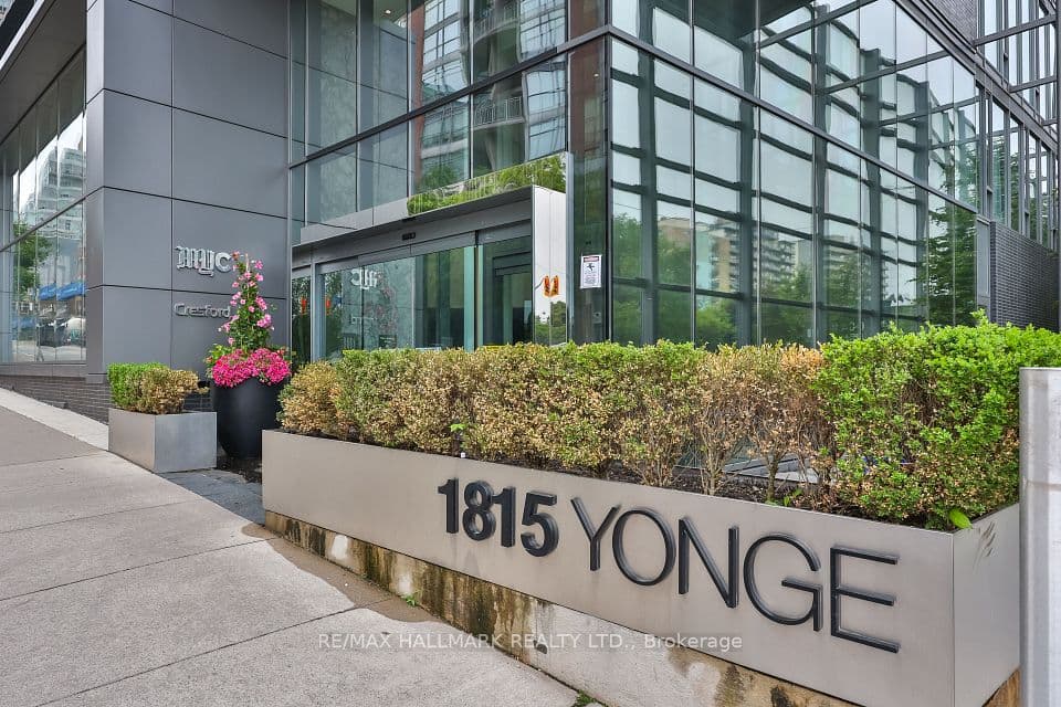 1815 Yonge Street TH-103, Toronto, ON M4T 2A4 – photo 2