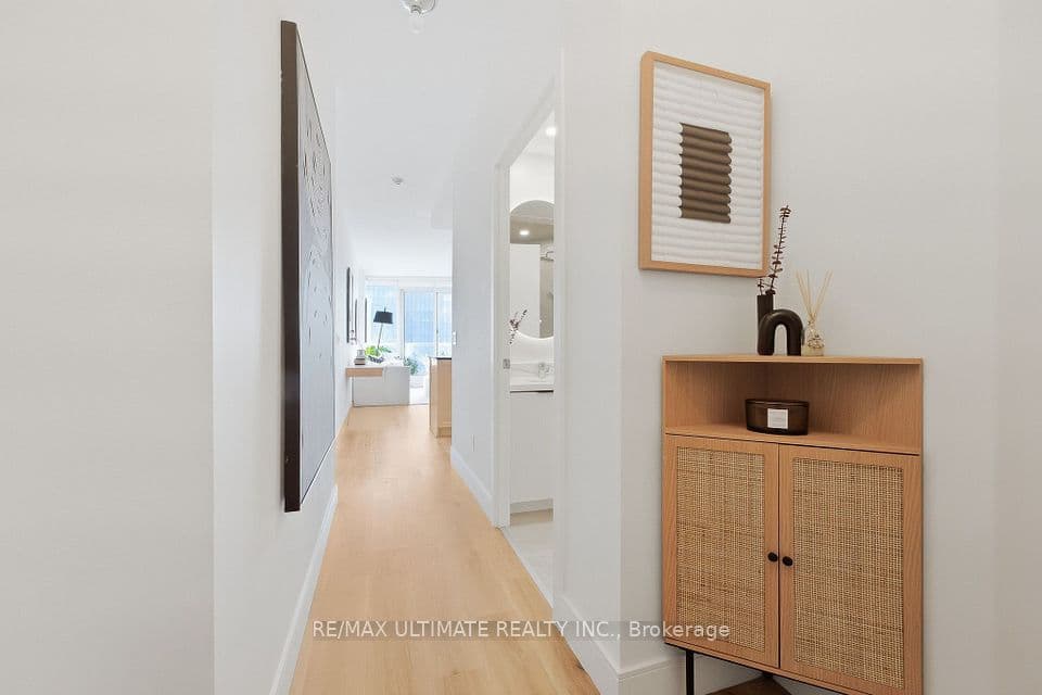 8 York Street 3505, Toronto, ON M5J 2Y2 – photo 2