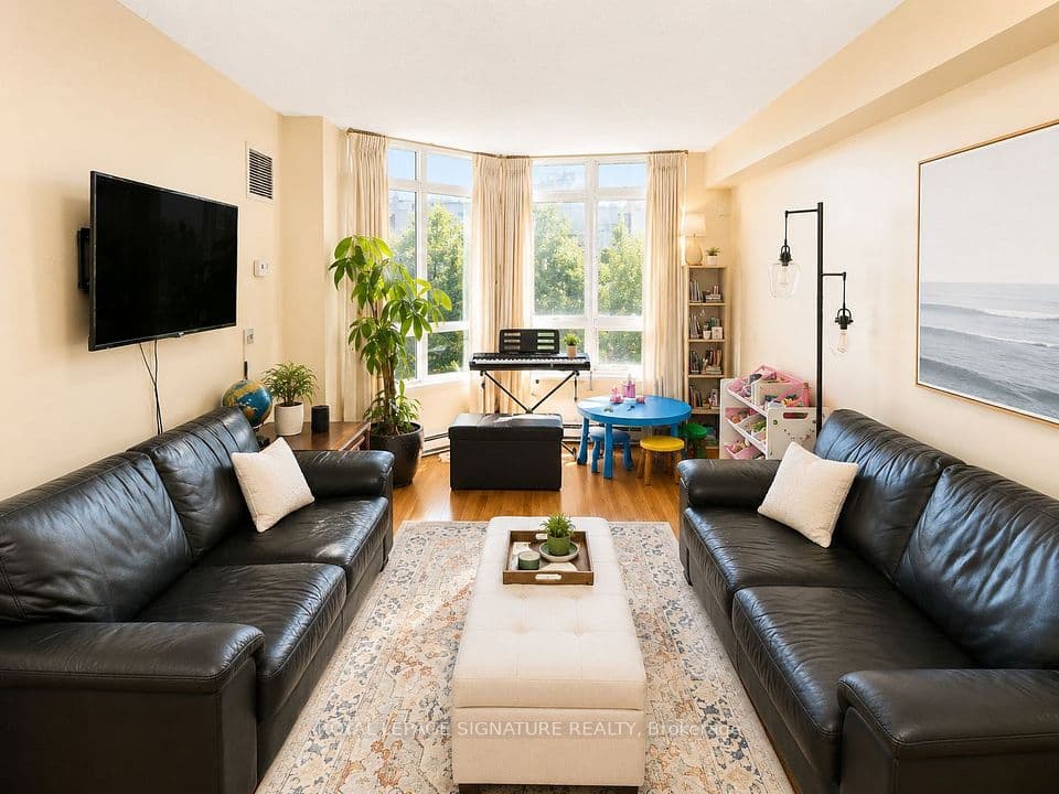 80 Harrison Garden Boulevard 323, Toronto, ON M2N 7E3 – photo 3