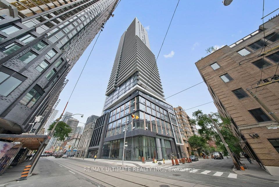 89 Church Street 2505, Toronto, ON M9N 1N4 – main photo