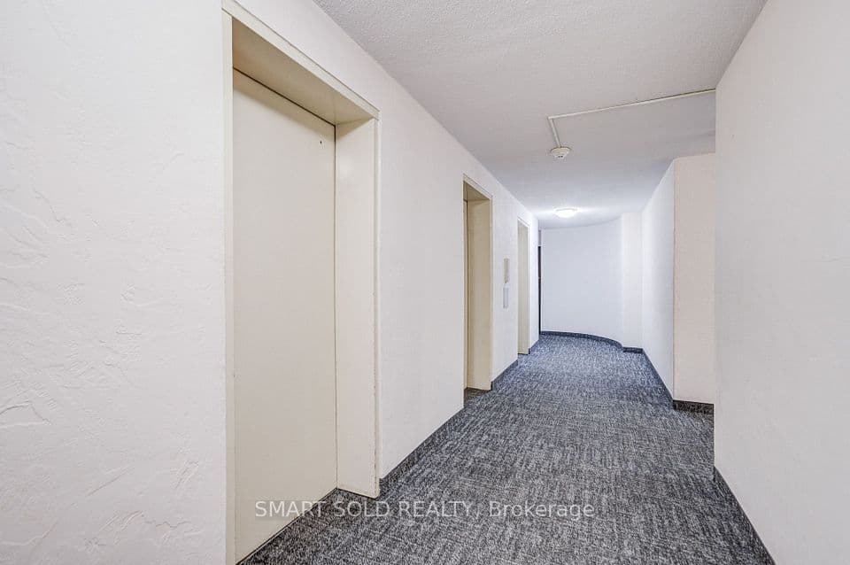 5 Old Sheppard Avenue 210, Toronto, ON M2J 4K3 – photo 3