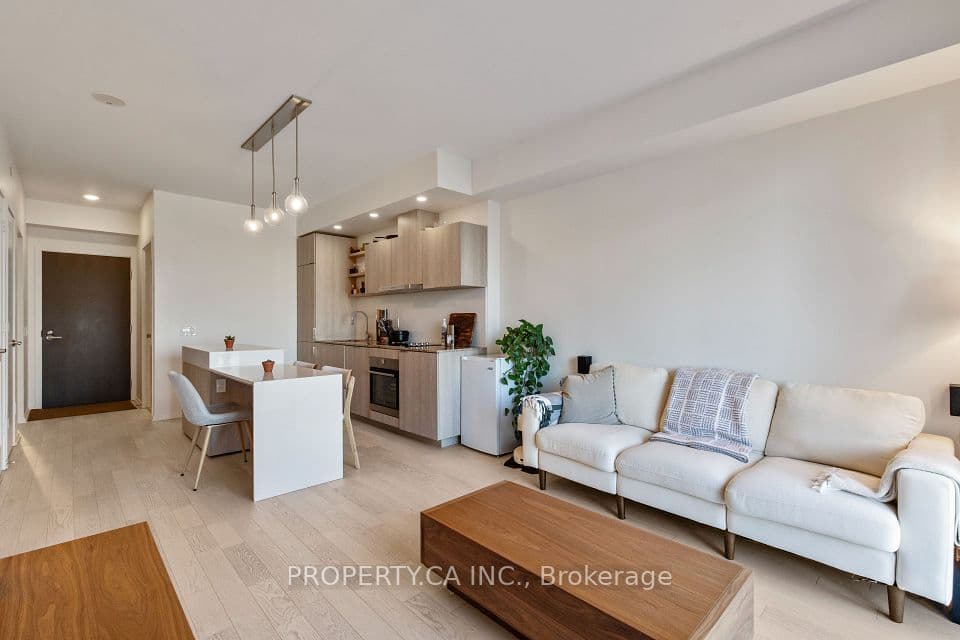12 Bonnycastle Street 710, Toronto, ON M5A 0C8 – photo 2