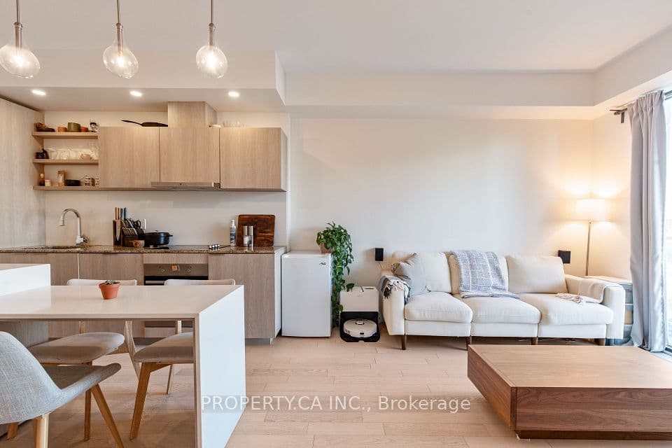 12 Bonnycastle Street 710, Toronto, ON M5A 0C8 – photo 3