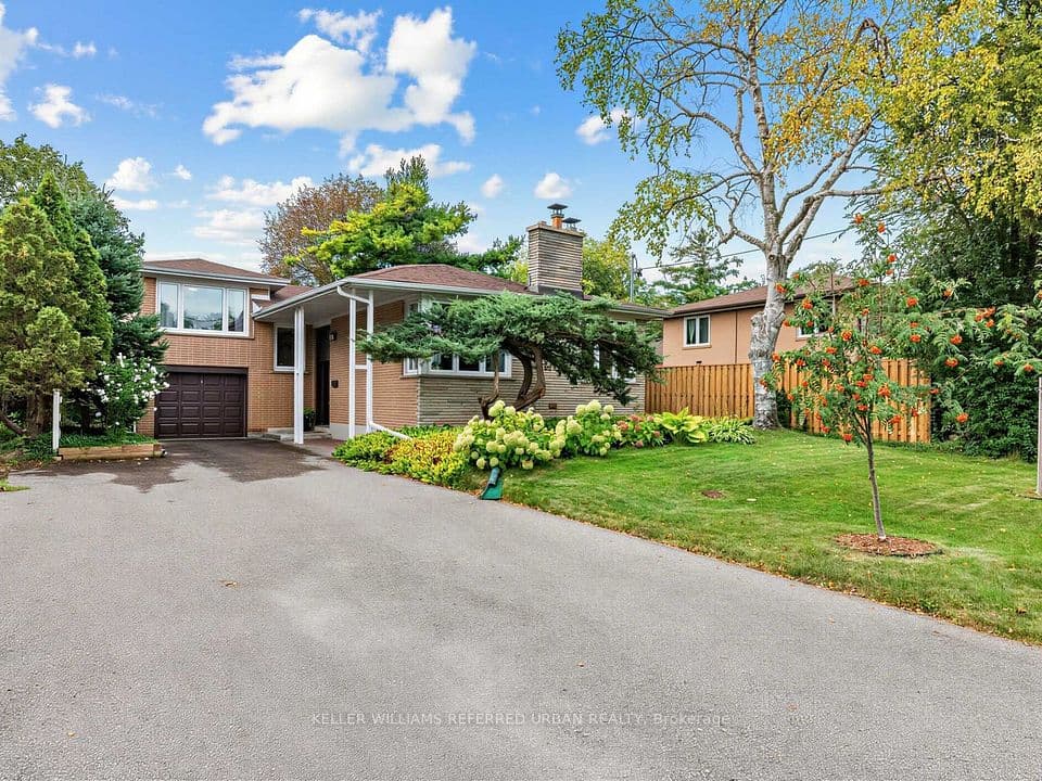 139 Holcolm Road, Toronto, ON M2N 2E1 – main photo