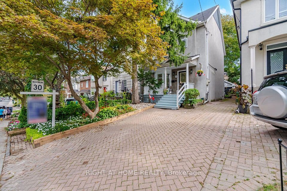 219 Broadway Avenue, Toronto, ON M4P 1W1 – photo 2
