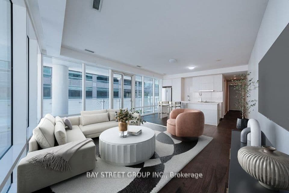 1 Bloor Street E 326, Toronto, ON M4W 0A8 – main photo