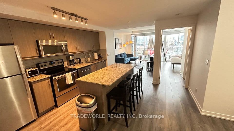 10 Willison Square Ph7, Toronto, ON M5T 0A8 – photo 2