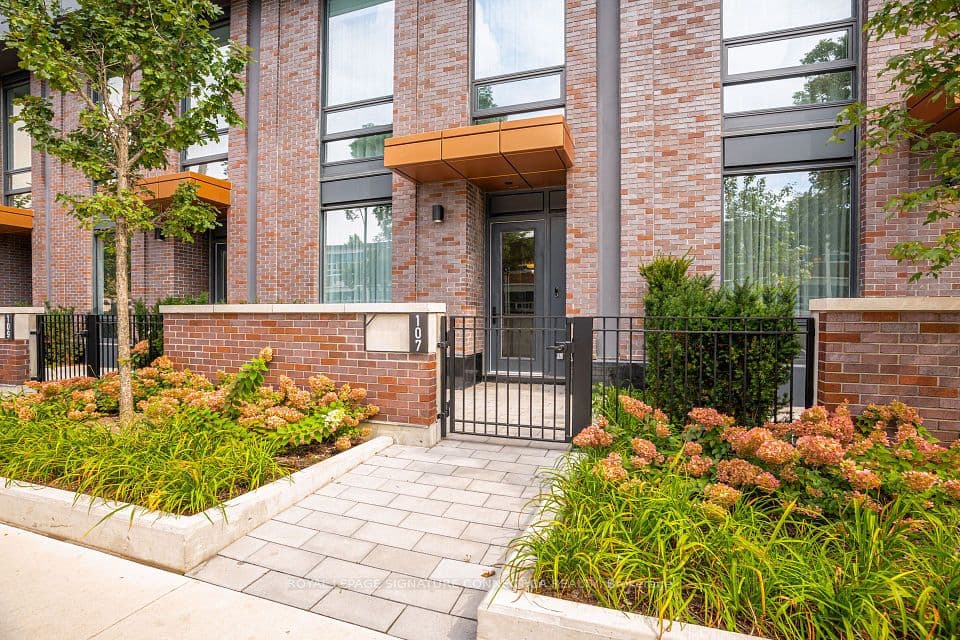 115 Denison Avenue 107, Toronto, ON M5T 2N1 – photo 2