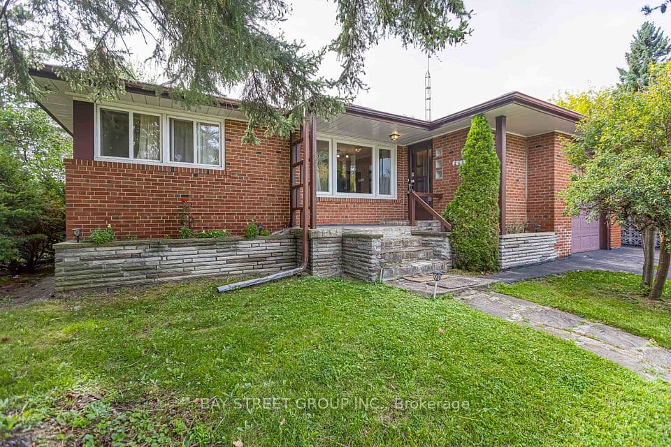 260 Moore Park Avenue, Toronto, ON M2M 1N6 – photo 3