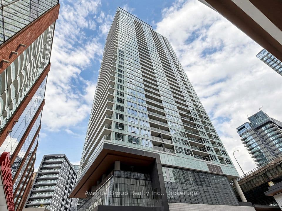 19 Bathurst Street 1105, Toronto, ON M5V 0N2 – photo 2