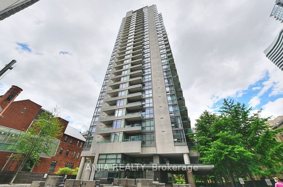 281 Mutual Street 1001, Toronto, ON M4Y 3C4 – main photo