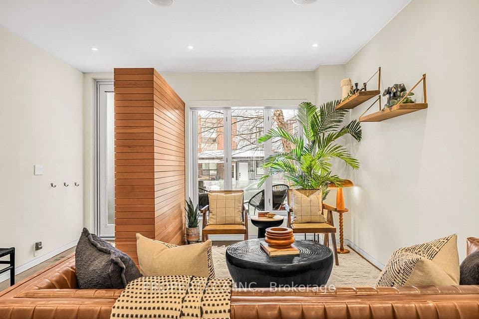 270 Euclid Avenue, Toronto, ON M6J 2K2 – photo 2