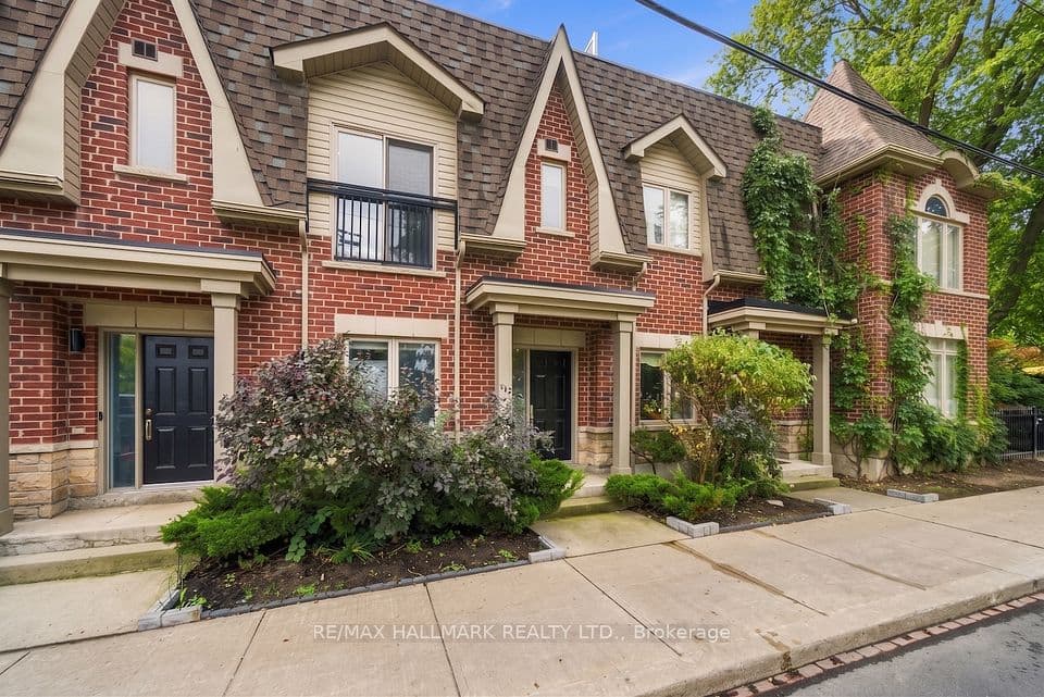 549 Shuter Street, Toronto, ON M5A 1X9 – main photo