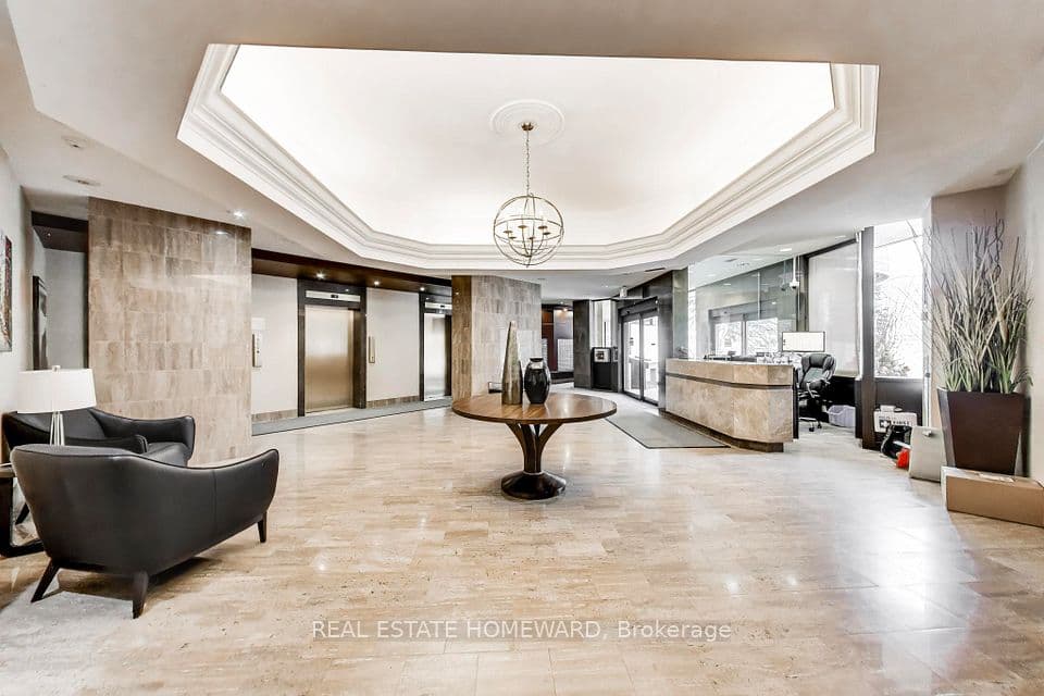75 Wynford Heights Crescent 1506, Toronto, ON M3C 3H9 – photo 3