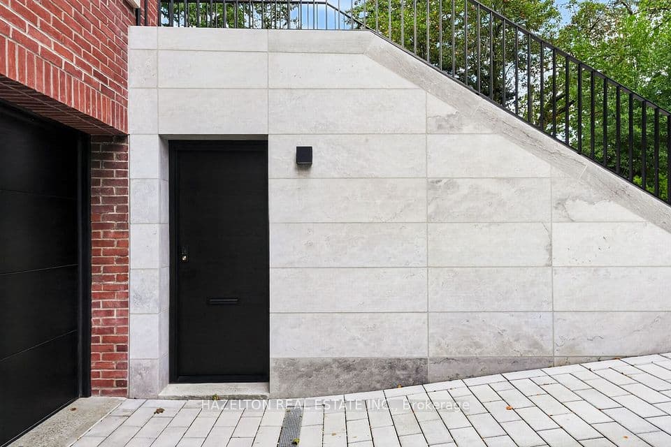 228 Glen Road, Toronto, ON M4W 2X3 – photo 3