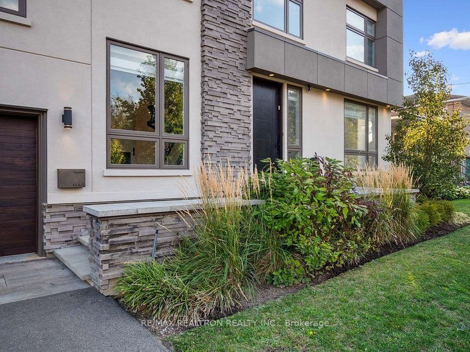 240 Maxwell Street, Toronto, ON M3H 5B7 – photo 3