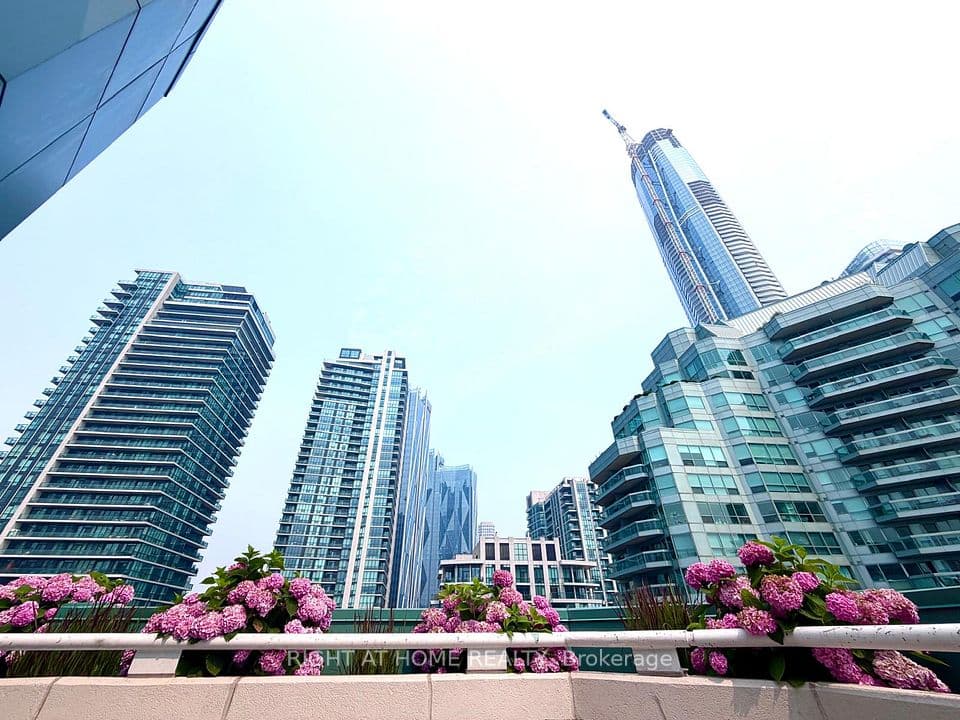 10 Queens Quay W 1712, Toronto, ON M5J 2R9 – photo 2
