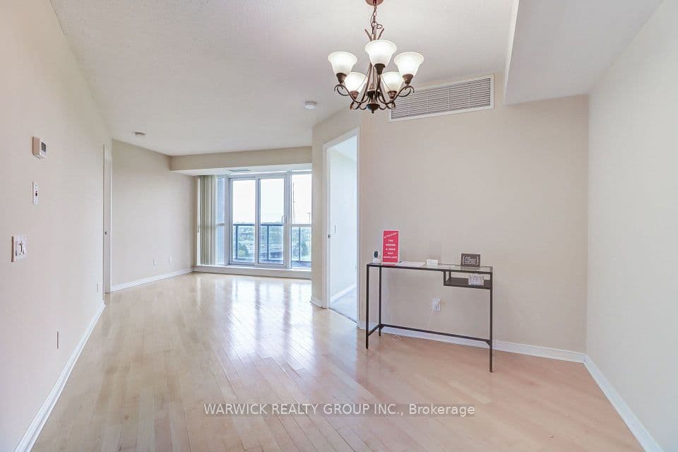 30 Harrison Garden Boulevard 903, Toronto, ON M2N 7A9 – photo 2