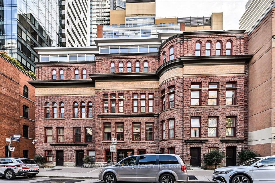 11 St Joseph Street 713, Toronto, ON M4Y 3G4 – photo 2