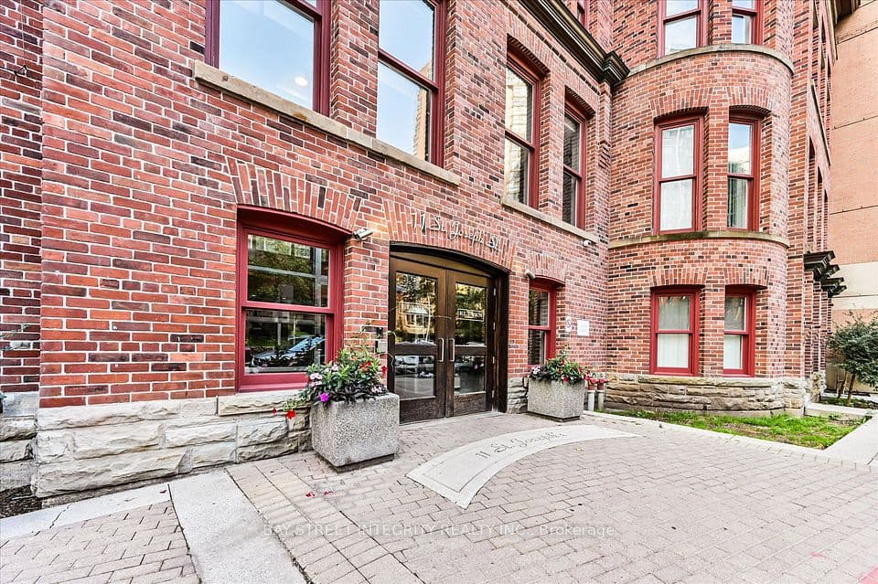 11 St Joseph Street 713, Toronto, ON M4Y 3G4 – photo 3