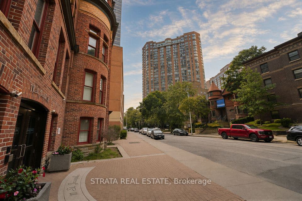 11 St Joseph Street 304, Toronto, ON M4Y 3G4 – photo 3