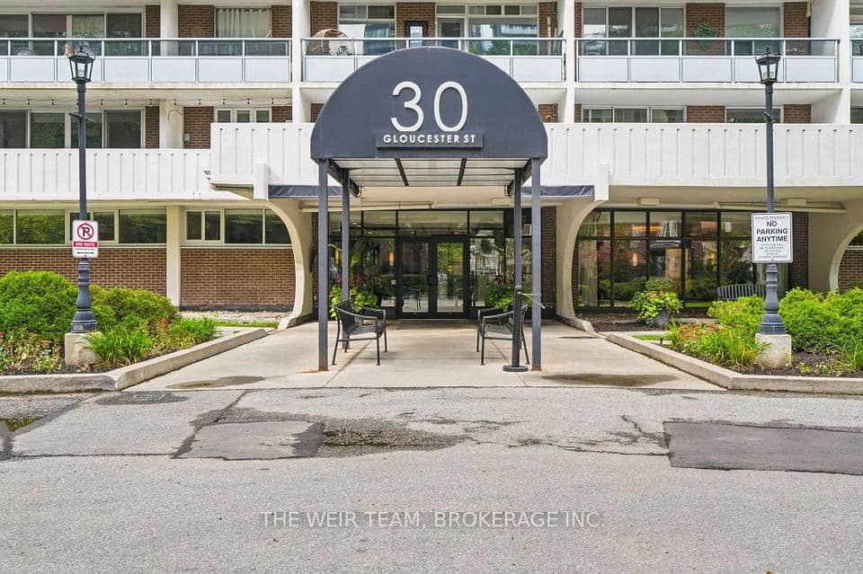 30 Gloucester Street 2110, Toronto, ON M4Y 1L6 – main photo