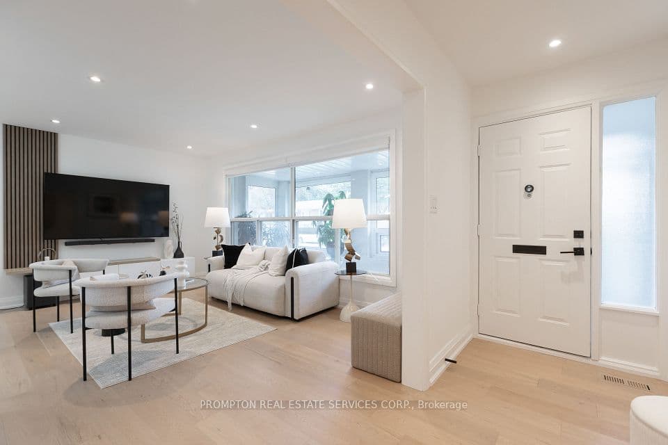 2 Filbert Gate, Toronto, ON M3A 2N4 – photo 3