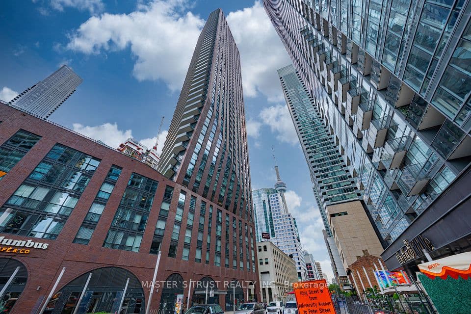 99 John Street 1104, Toronto, ON M5V 0S6 – photo 3