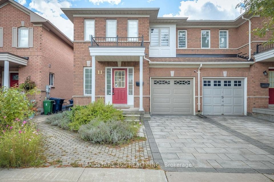 11 Wilket Creek Road, Toronto, ON M3C 4A1 – main photo