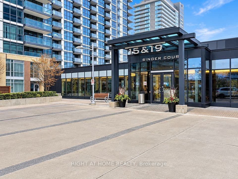 19 Singer Court 1701B, Toronto, ON M2K 0B2 – photo 2