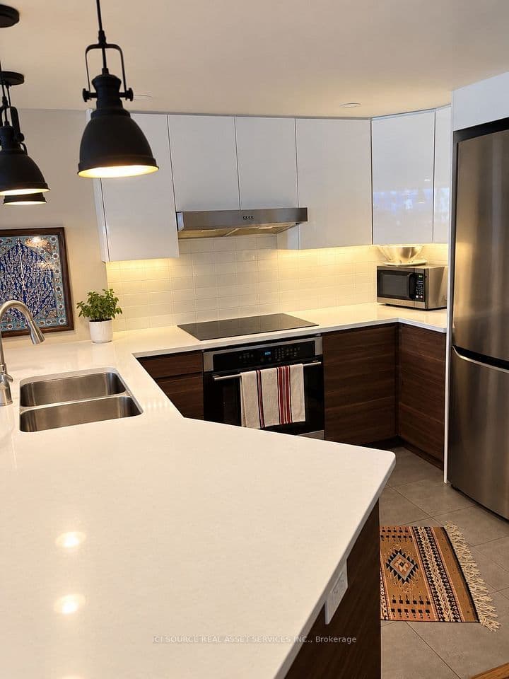 77 Maitland Place 1226, Toronto, ON M4Y 2V6 – photo 3