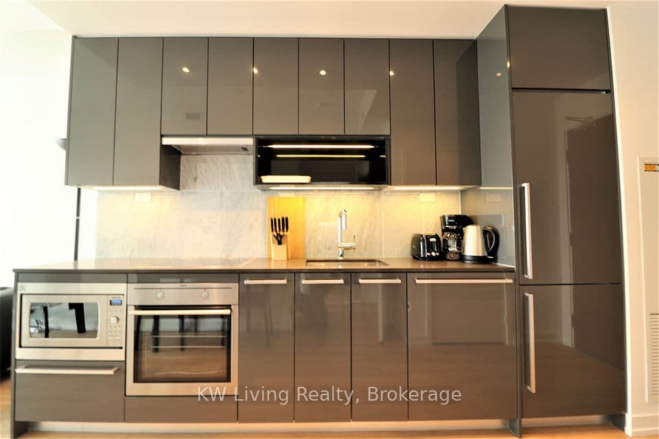 115 McMahon Drive 2708, Toronto, ON M2K 0E3 – photo 3