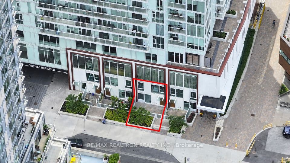 33 Helendale Avenue 102, Toronto, ON M4R 0A4 – photo 2
