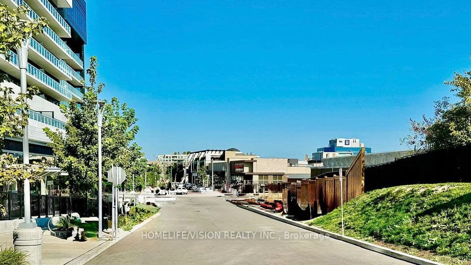 20 O'Neill Road 638, Toronto, ON M3C 0R2 – photo 3
