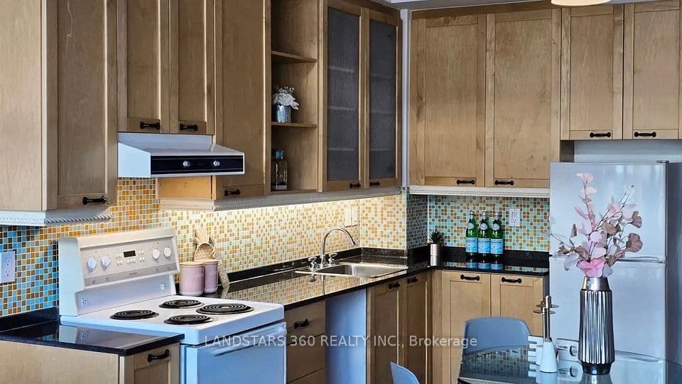 155 Dalhousie Street 926, Toronto, ON M5B 2P7 – photo 3