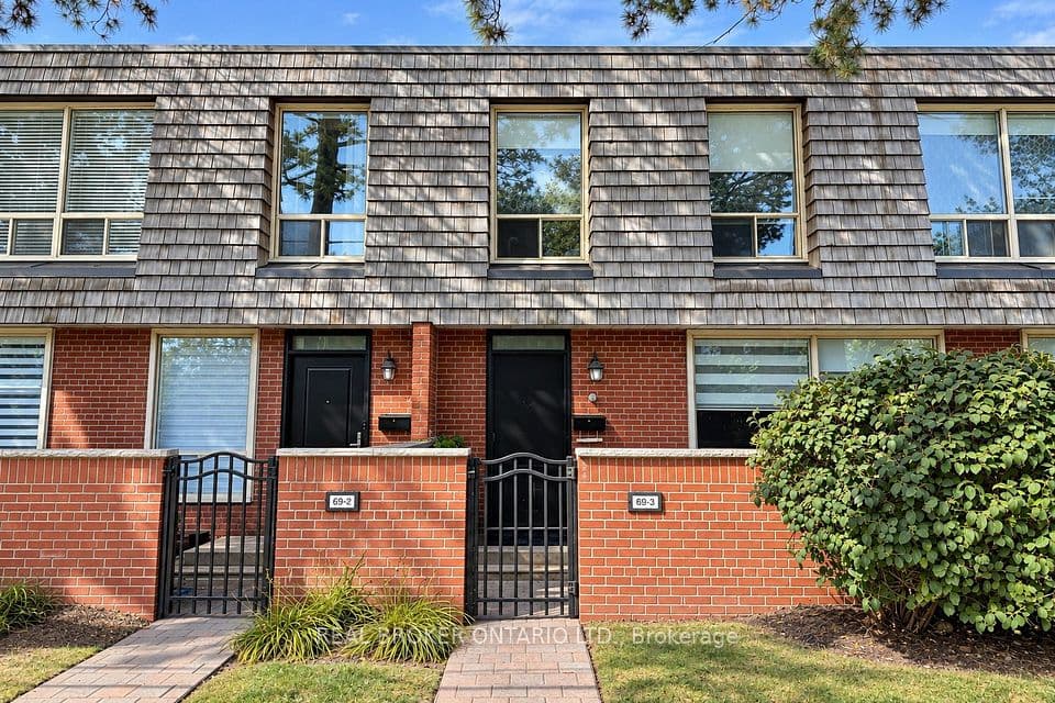 69 Upper Canada Drive 3, Toronto, ON M2P 2A2 – photo 2