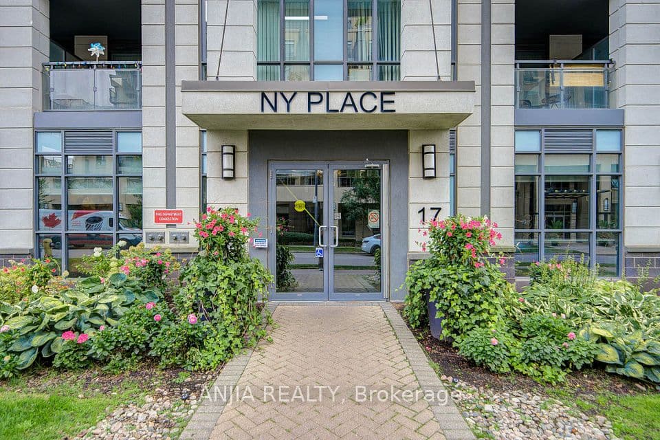 17 Kenaston Gardens 510, Toronto, ON M2K 0B9 – main photo