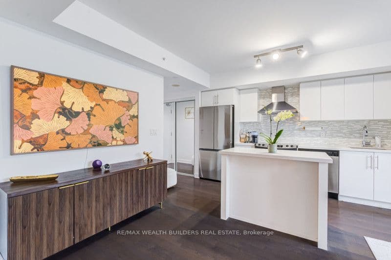 58 Orchard View Boulevard 1707, Toronto, ON M4R 1B9 – photo 2